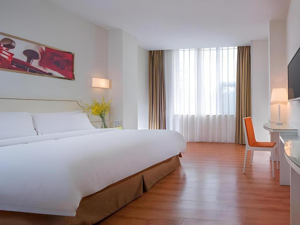 Vienna 3 Best Hotel Shenzhen Shazui Road Branch Exteriör bild